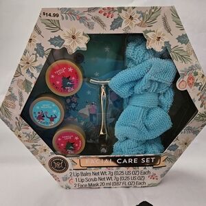 7 Piece Facial Care Set - Face Mask,Lip Scrub,Balm NEW